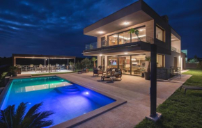Awesome Home In Medulin With House Sea View